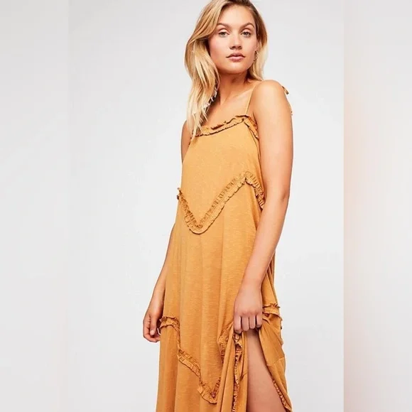 ⭐️Free People Beach Avalon Tiered Ruffle Maxi Dress - Picture 2 of 6